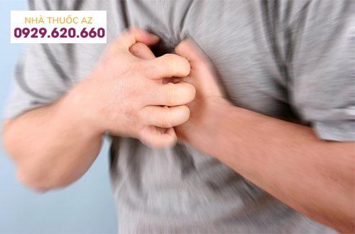 đau tức ngực giữa