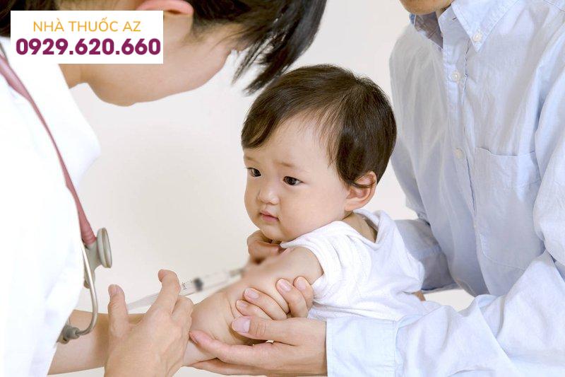 Các trường hợp chống chỉ định, tạm hoãn tiêm phòng cho bé