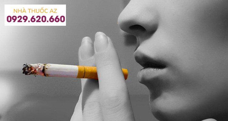 Phụ nữ hút thuốc lá