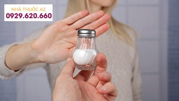 Bệnh nhân mắc hở van tim nên hạn chế ăn mặn