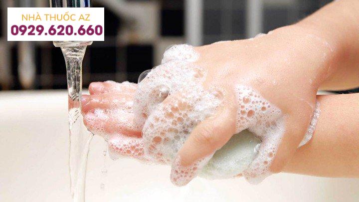 rửa tay thường xuyên