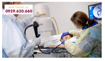 Vị trí của thiết bị và tư thế bệnh nhân khi thực hiện nội soi mật tụy ngược dòng