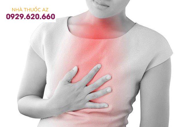 xuất hiện triệu chứng đau họng tức ngực, ho người mệt mỏi